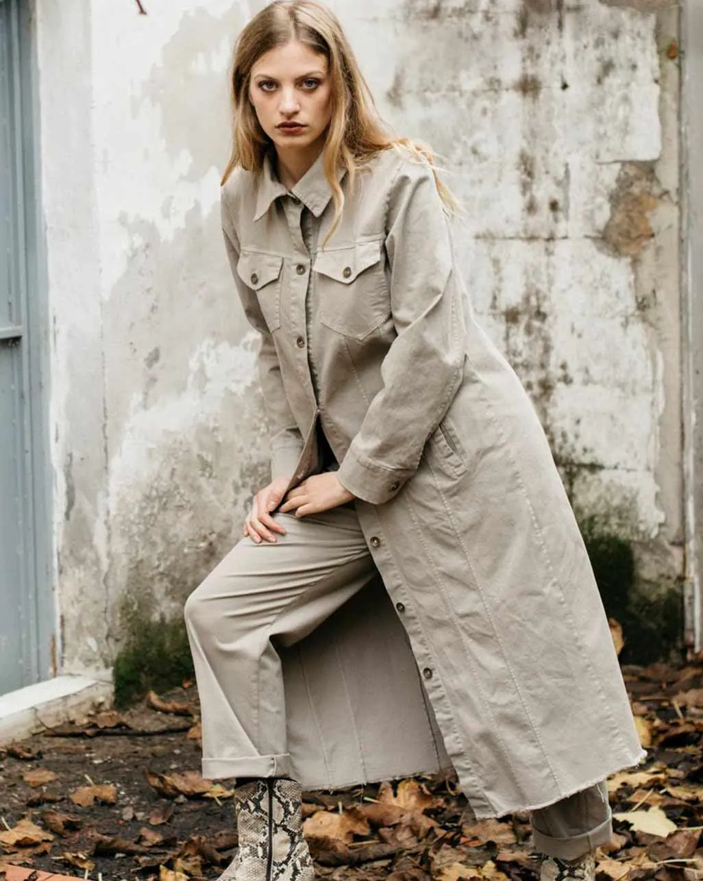 Curved-Seam Chino Pant