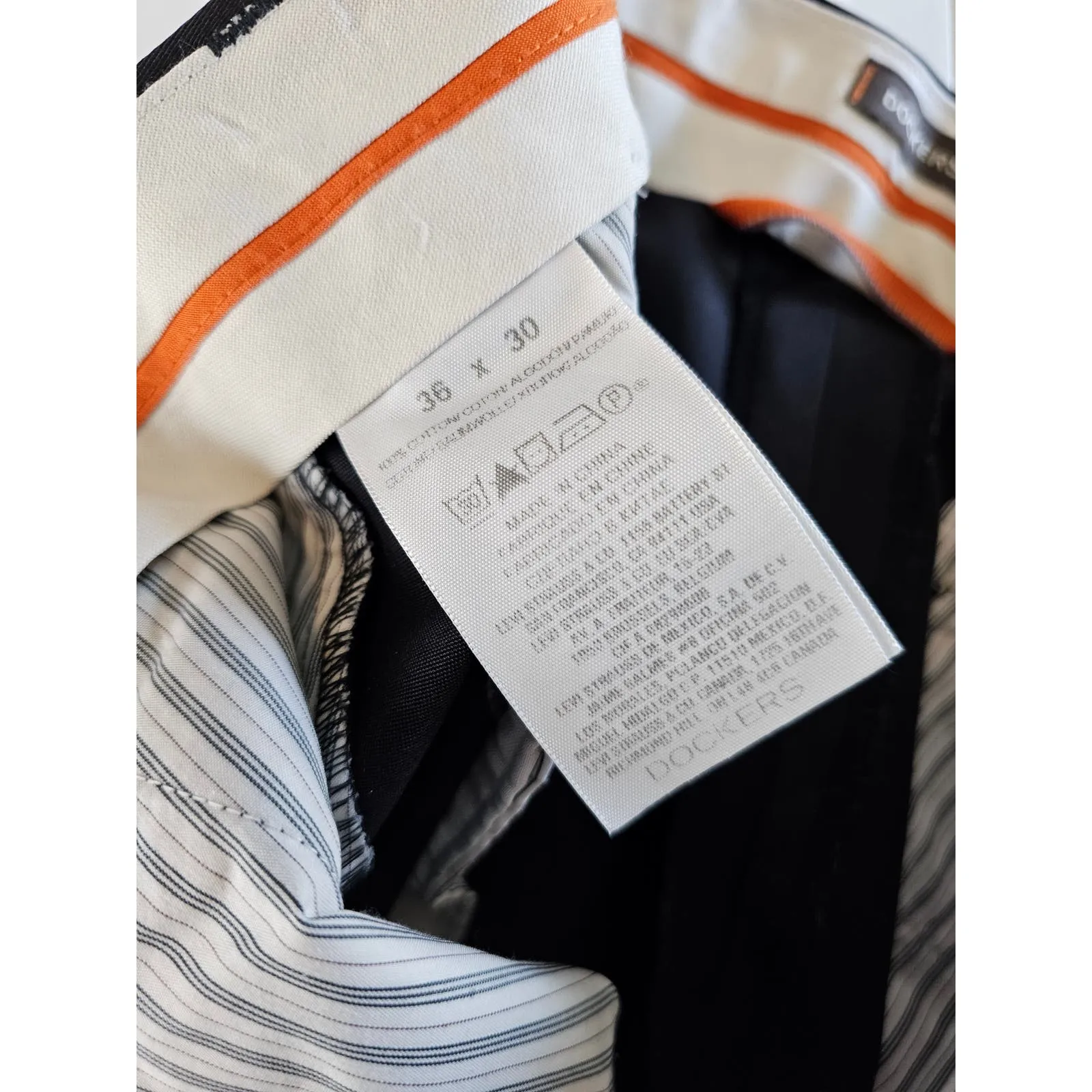 Dockers D3 Mens Sz 36x30 Flat Front Dress Pants Black
