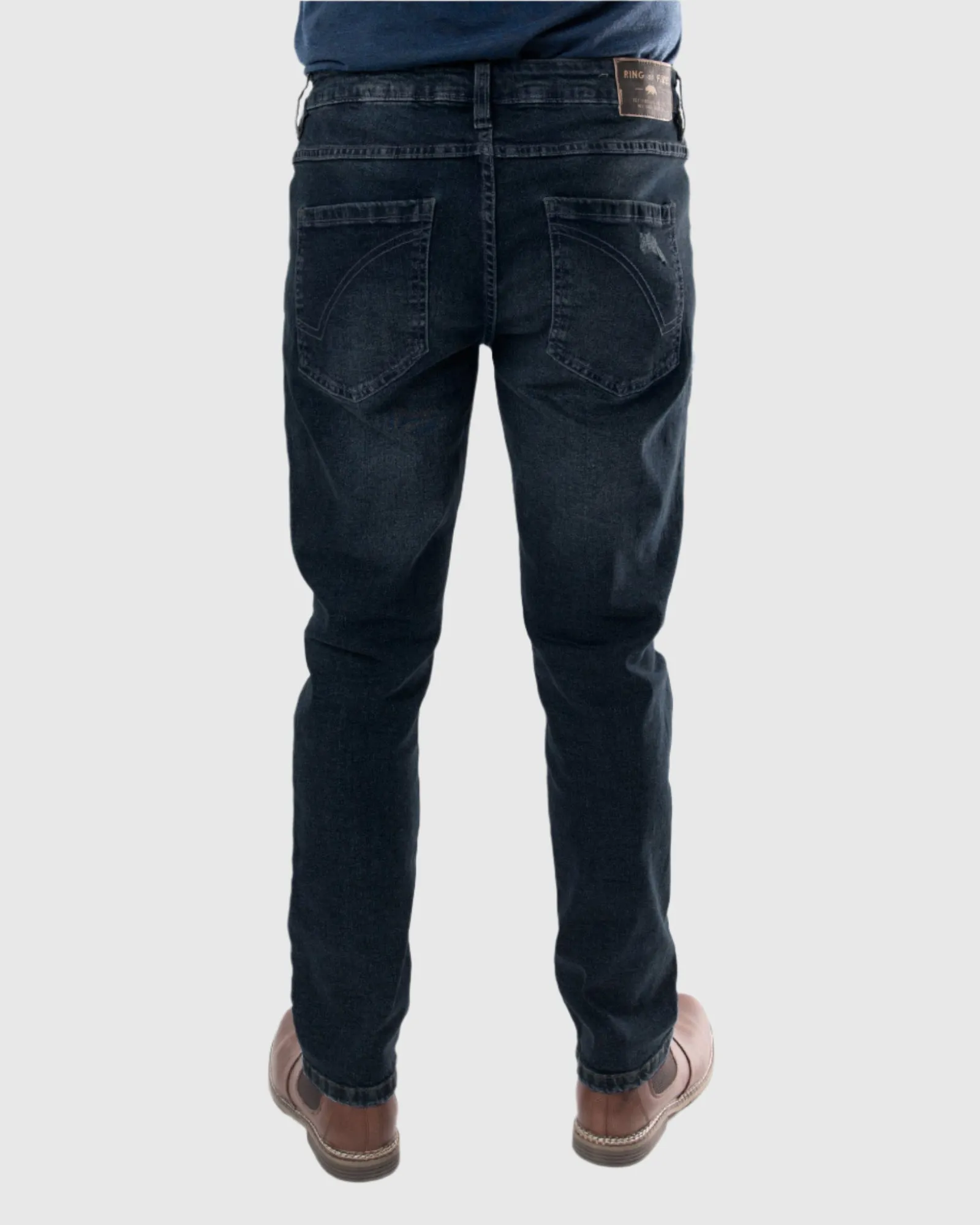 MEN'S STAMPEDE RIPPED STRAIGHT FIT JEANS