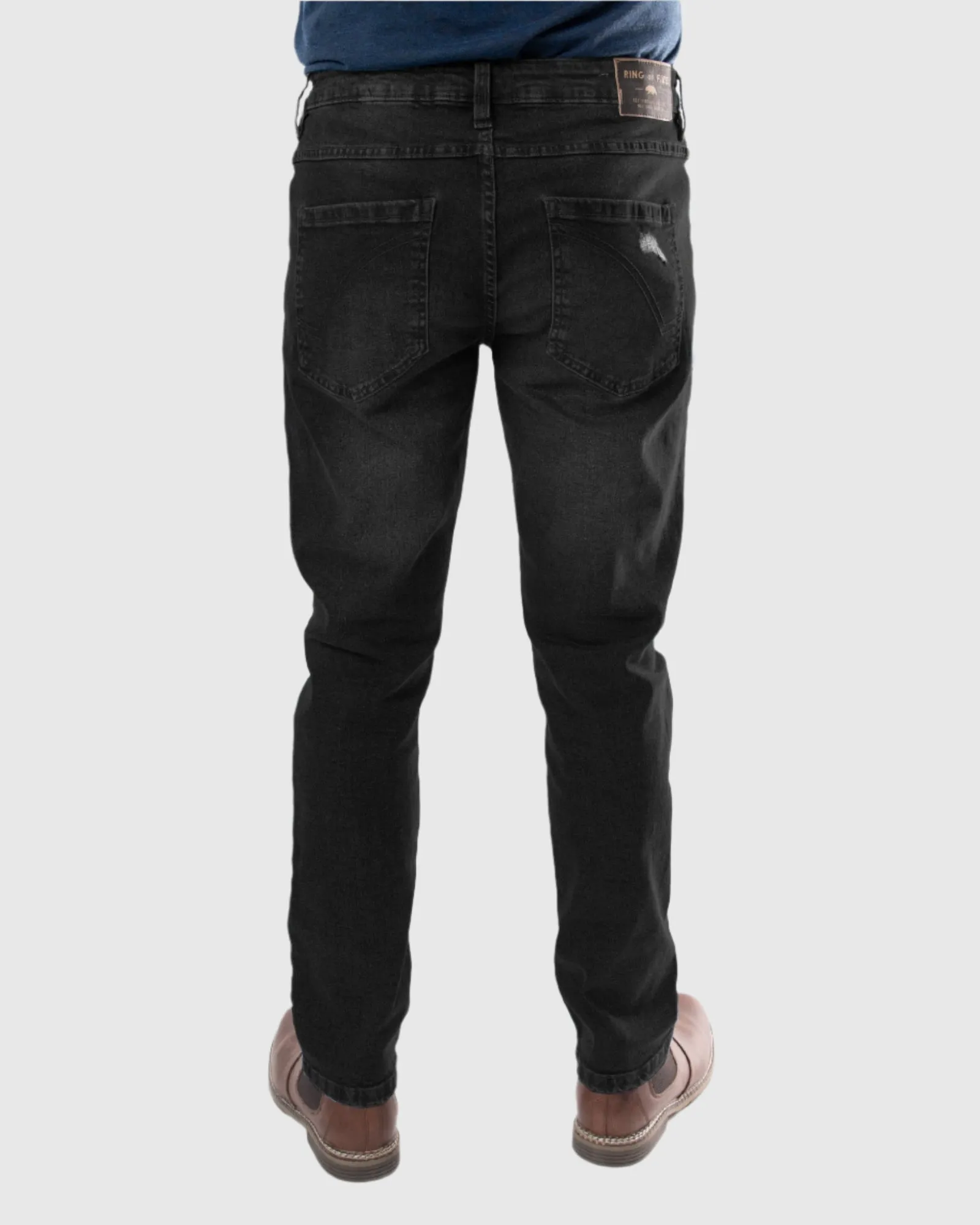 MEN'S STAMPEDE RIPPED STRAIGHT FIT JEANS