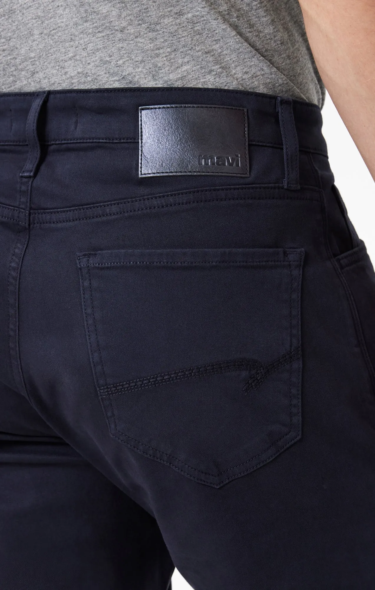 ZACH STRAIGHT LEG IN DARK NAVY CASUAL TWILL